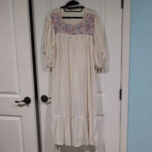Vintage 1960-1970 Floral Embroidered Gauze Flowy Summer Dress Medium